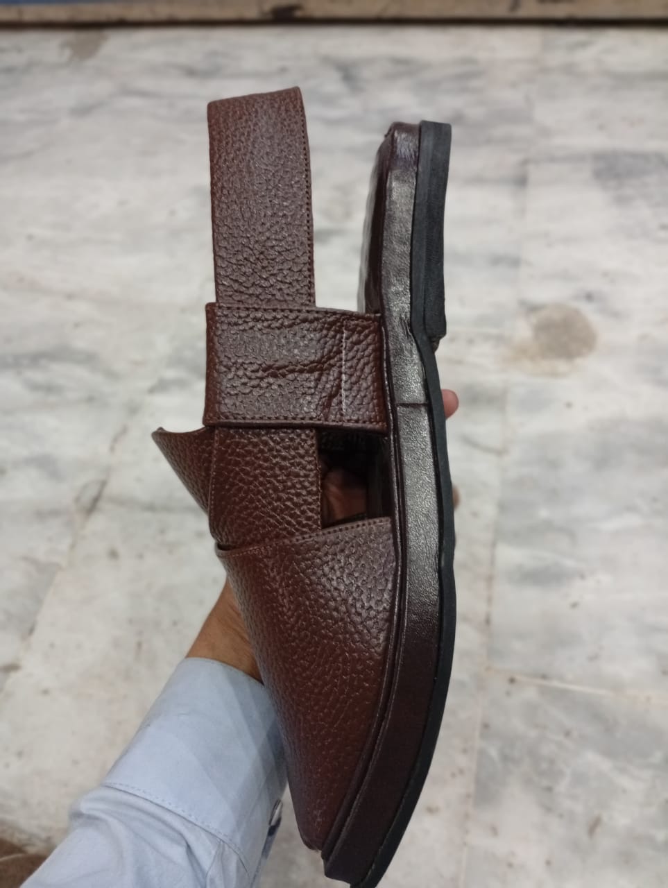 Premium Danedaar Brown Leather Peshawari Chappal