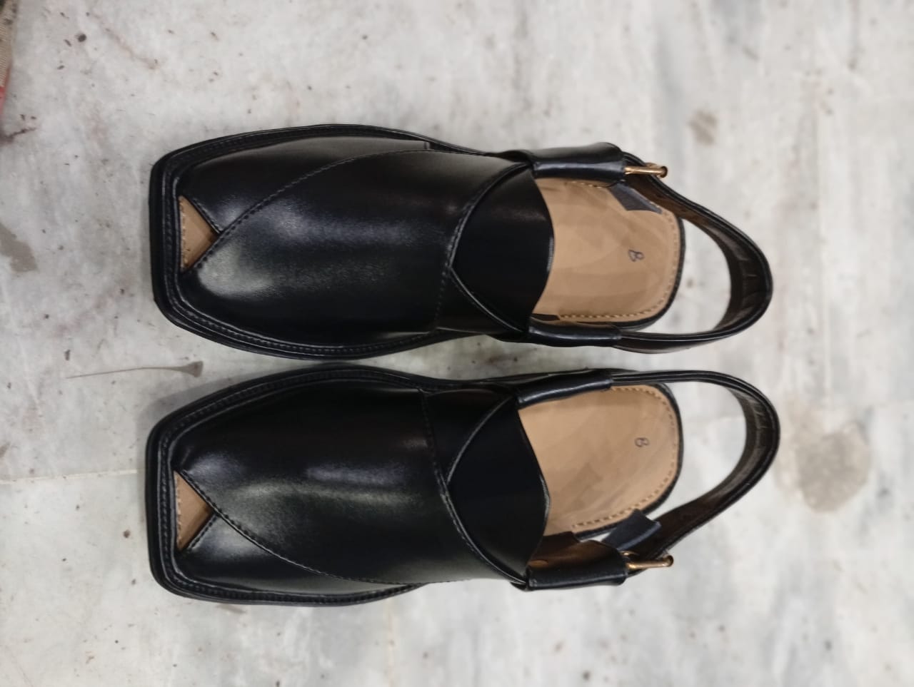 Smart Zulmi Black Peshawari Chappal