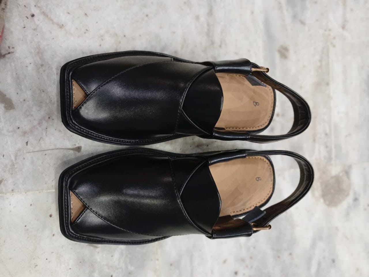 Smart Zulmi Black Peshawari Chappal
