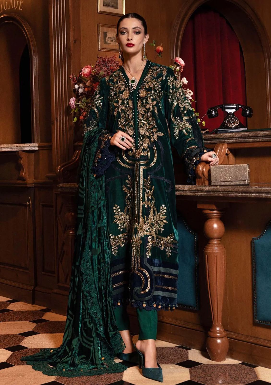 Maria B 6172 Summer Collection – Heavy Embroidered Airjet Lawn Suit with Chiffon Dupatta