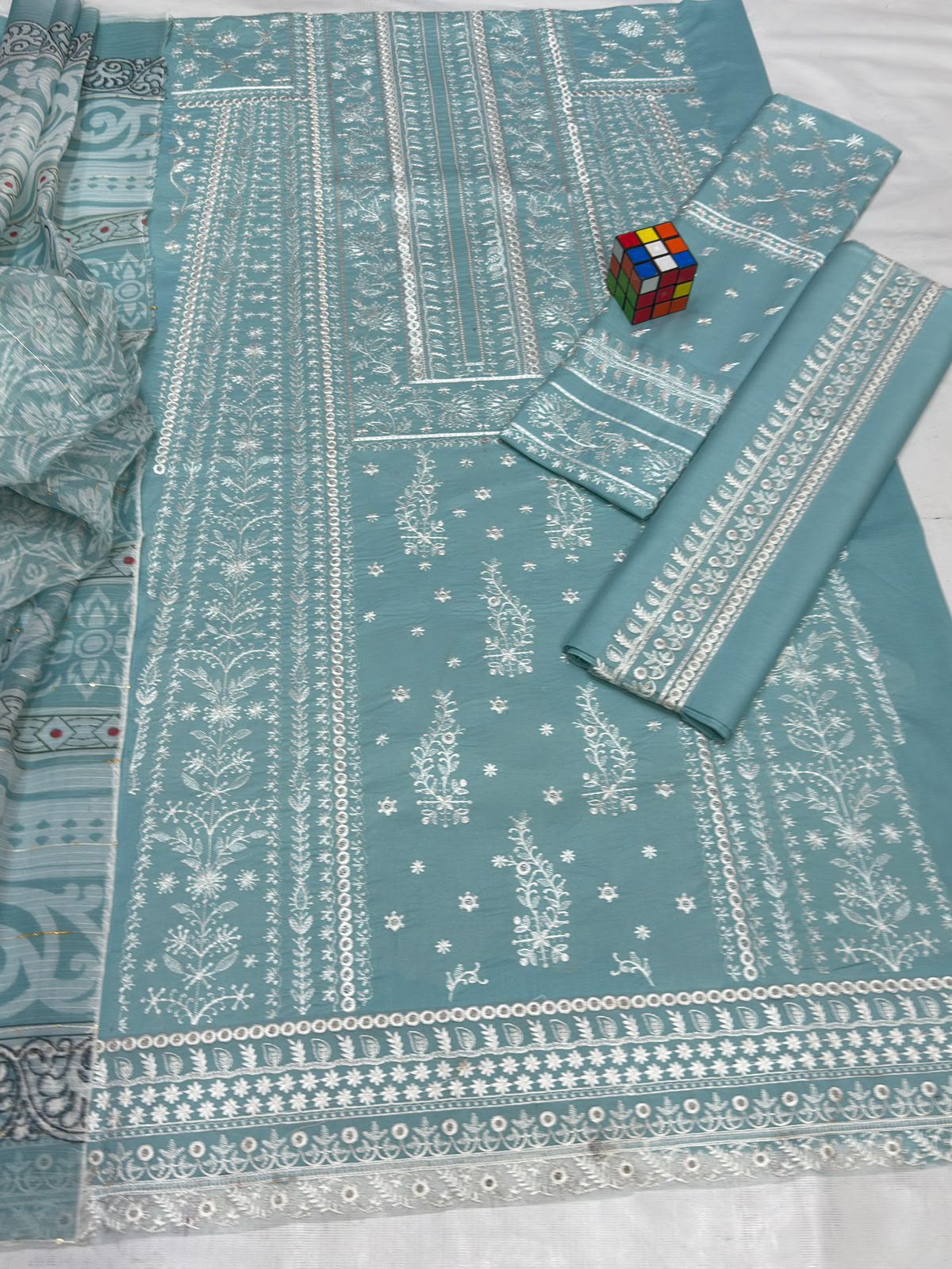 Sibia Nazir 4079 Luxury Embroidered Summer Collection – Airjet Lawn 3 Piece Suit with Swiss Voil Dupatta